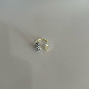 Kendra Scott gold ring